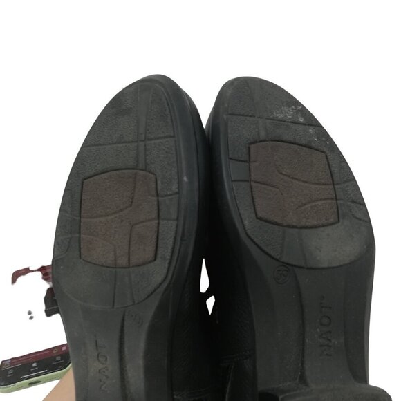 Naot Briza Black Ankle Chelsea Leather Boots Size 39 US 8-8.5 Hook & Loop Strap - Picture 7 of 10